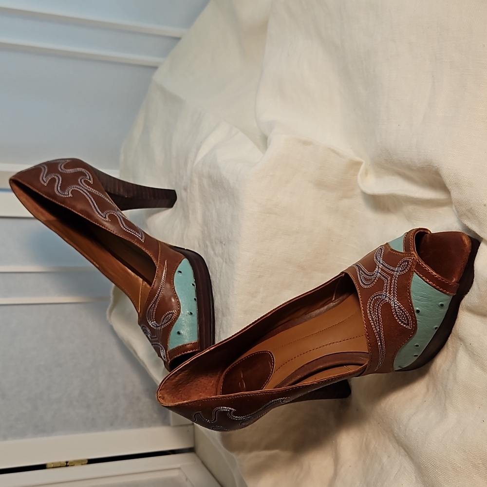 YK Branded Western Shoes